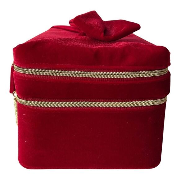 Estee Lauder Luxurious Red Velvet Makeup/Cosmetics Box Bag with Bow - Picture 2 of 7